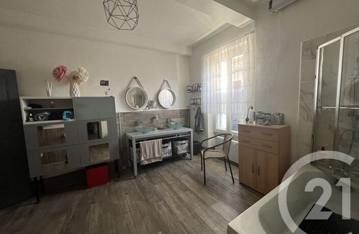 Vente maison 6 pièces 186 m² Lézignan-Corbières (11200) — photo 3