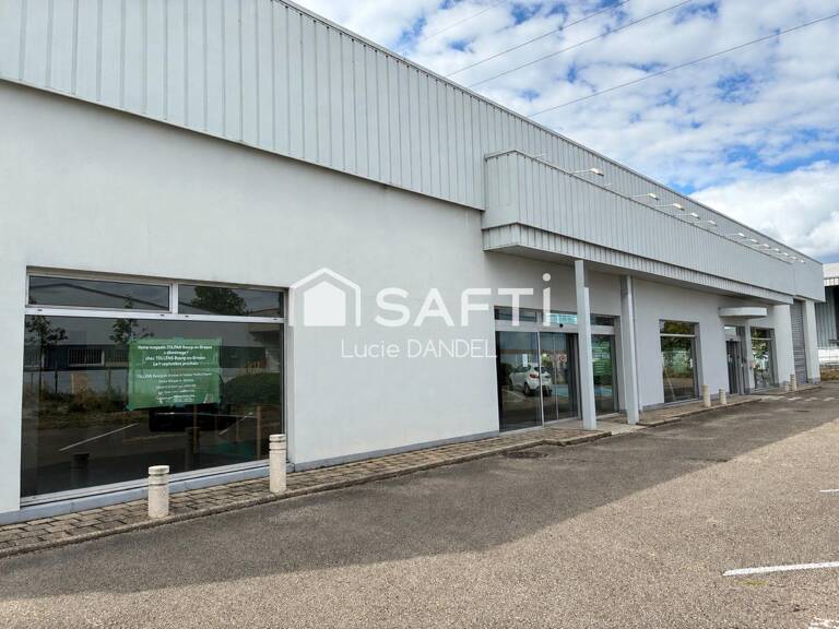 À LOUER LOCAL COMMERCIAL 761.55 M² BOURG-EN-BRESSE — photo 1