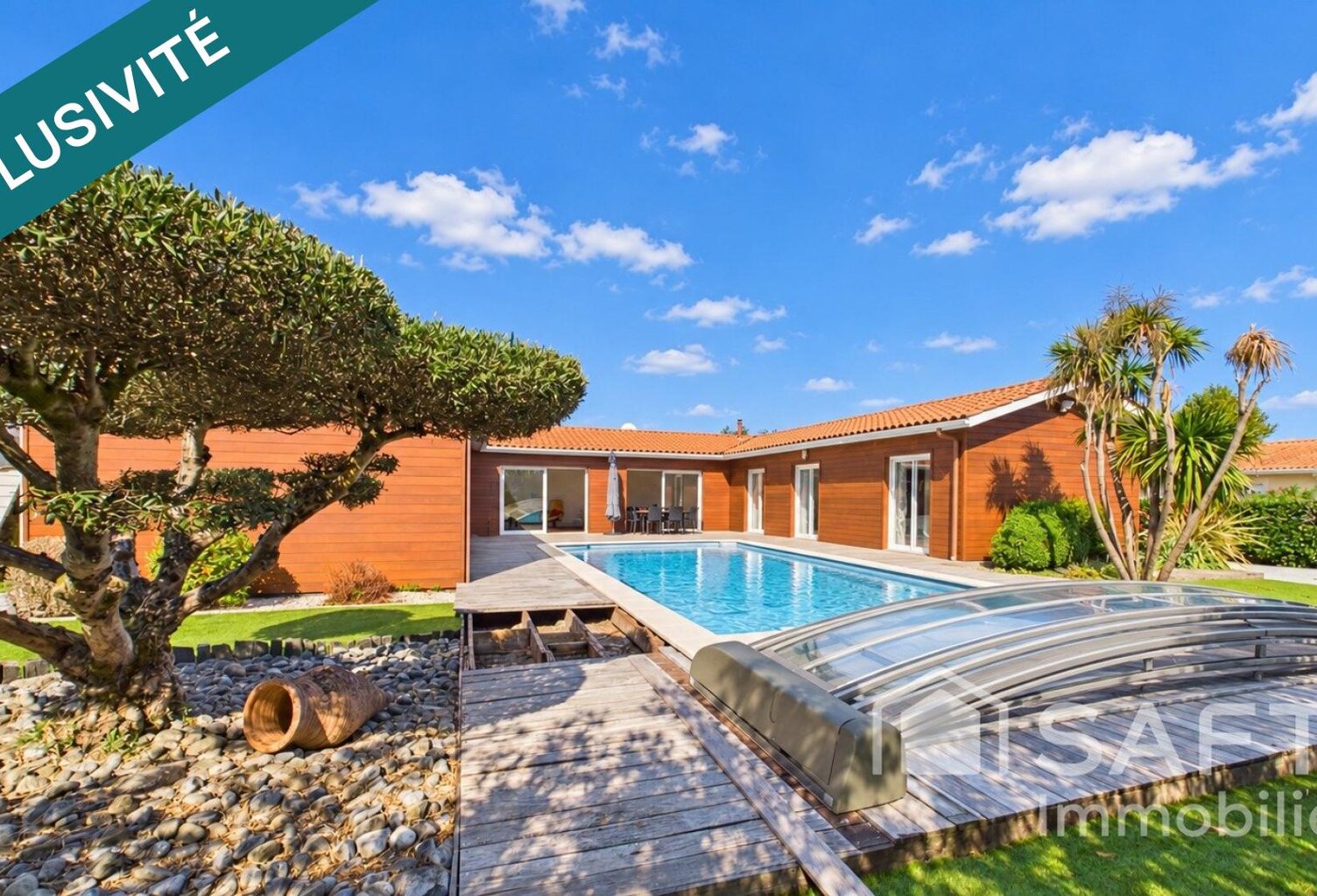 Magnifique maison de plain-pied avec 5 chambres et piscine couverte — photo 1