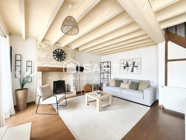 Maison en pierre T6 avec jardin et garage — photo du bien