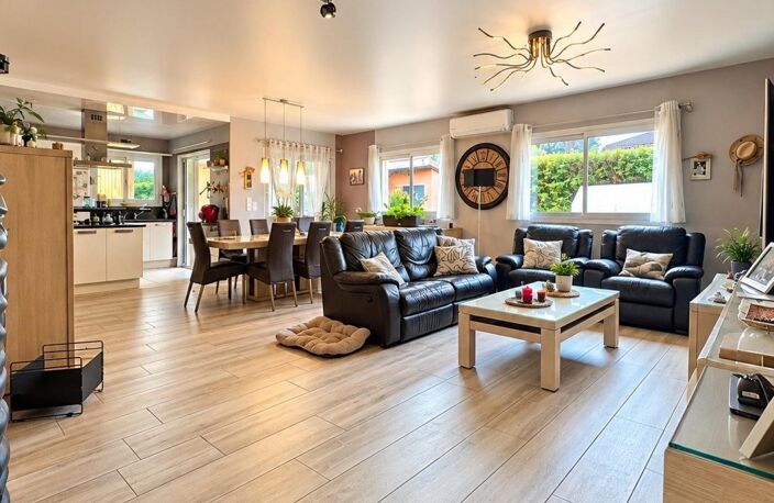 AGEN  VILLA CONTEMPORAINE DE PLAIN-PIED AVEC SUITE PARENTALE, SPA DE NAGE ET POOL HOUSE — photo 5