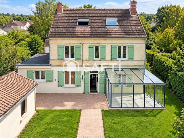 Maison ancienne, beaux volumes, beau potentiel .... — photo du bien