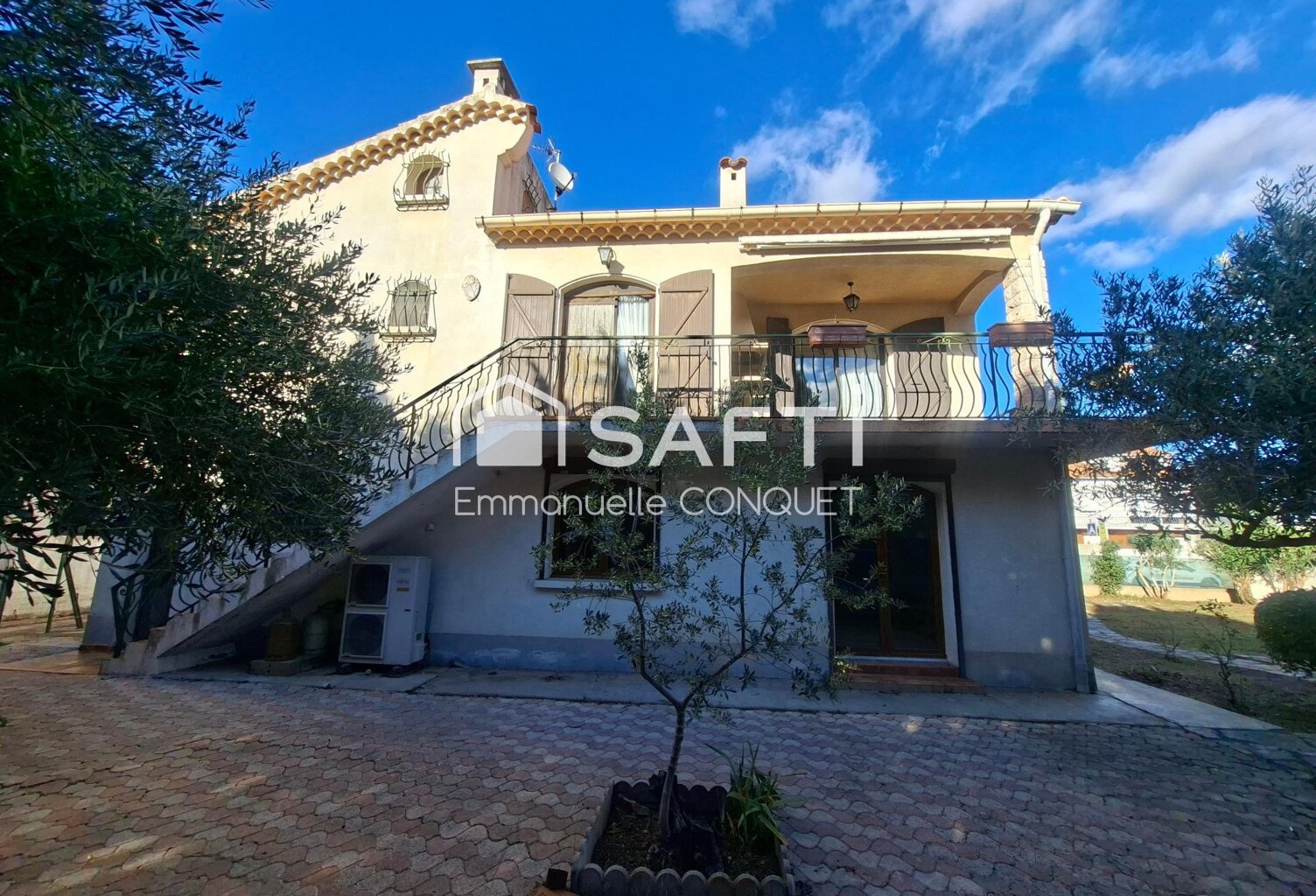 Maison 4 faces de 165 m² avec garage de 27 m² et annexes — photo 1
