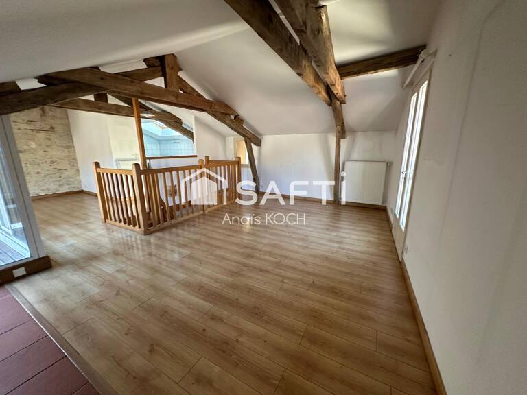 Maison de caractère avec terrasse et garage — photo 1