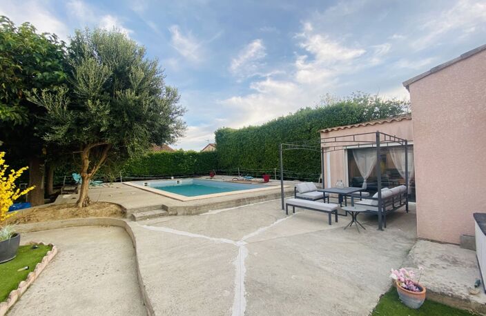 Villa — photo 4