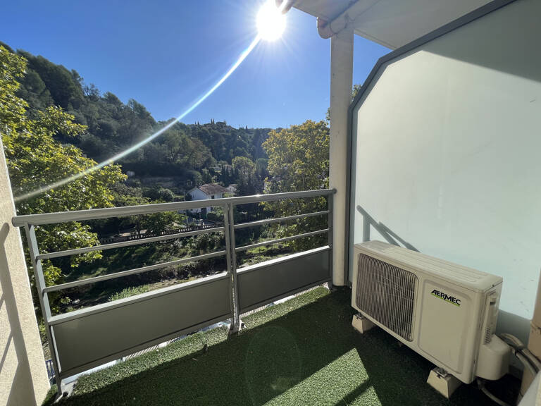 Beau 2 pièces, balcon et parking — photo 1
