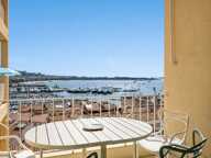 CANNES LE SUQUET – APPARTEMENT DE CHARME AVEC TERRASSE ET VUE MER PANORAMIQUE — photo 4