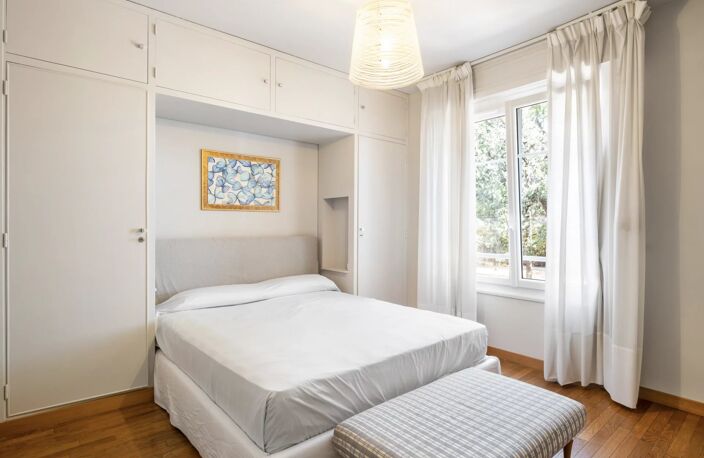 CANNES LE SUQUET – APPARTEMENT DE CHARME AVEC TERRASSE ET VUE MER PANORAMIQUE — photo 5