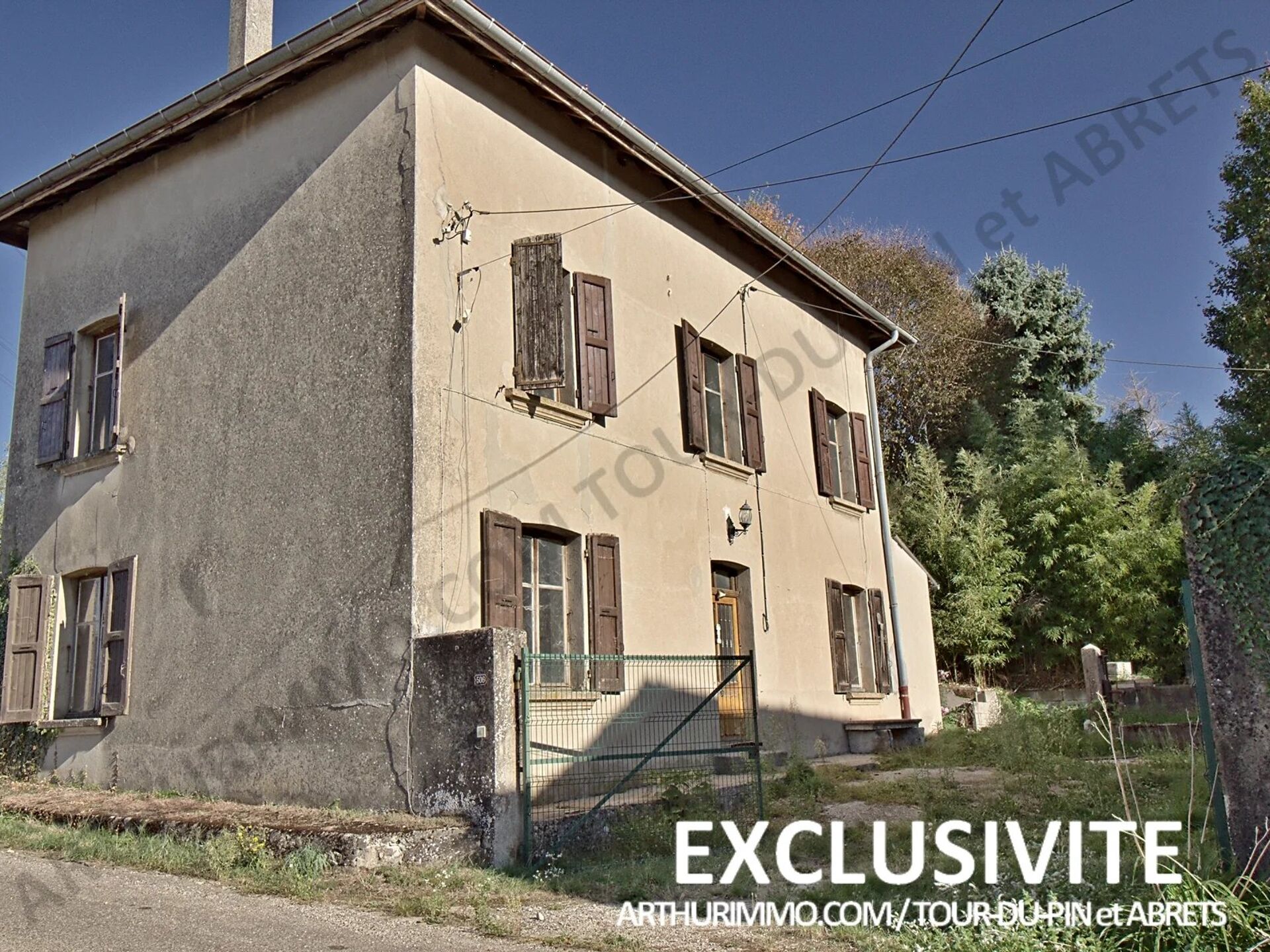 Maison 6 pièces 120 m² · aux Abrets en Dauphiné · 120 m² · 135 000 €