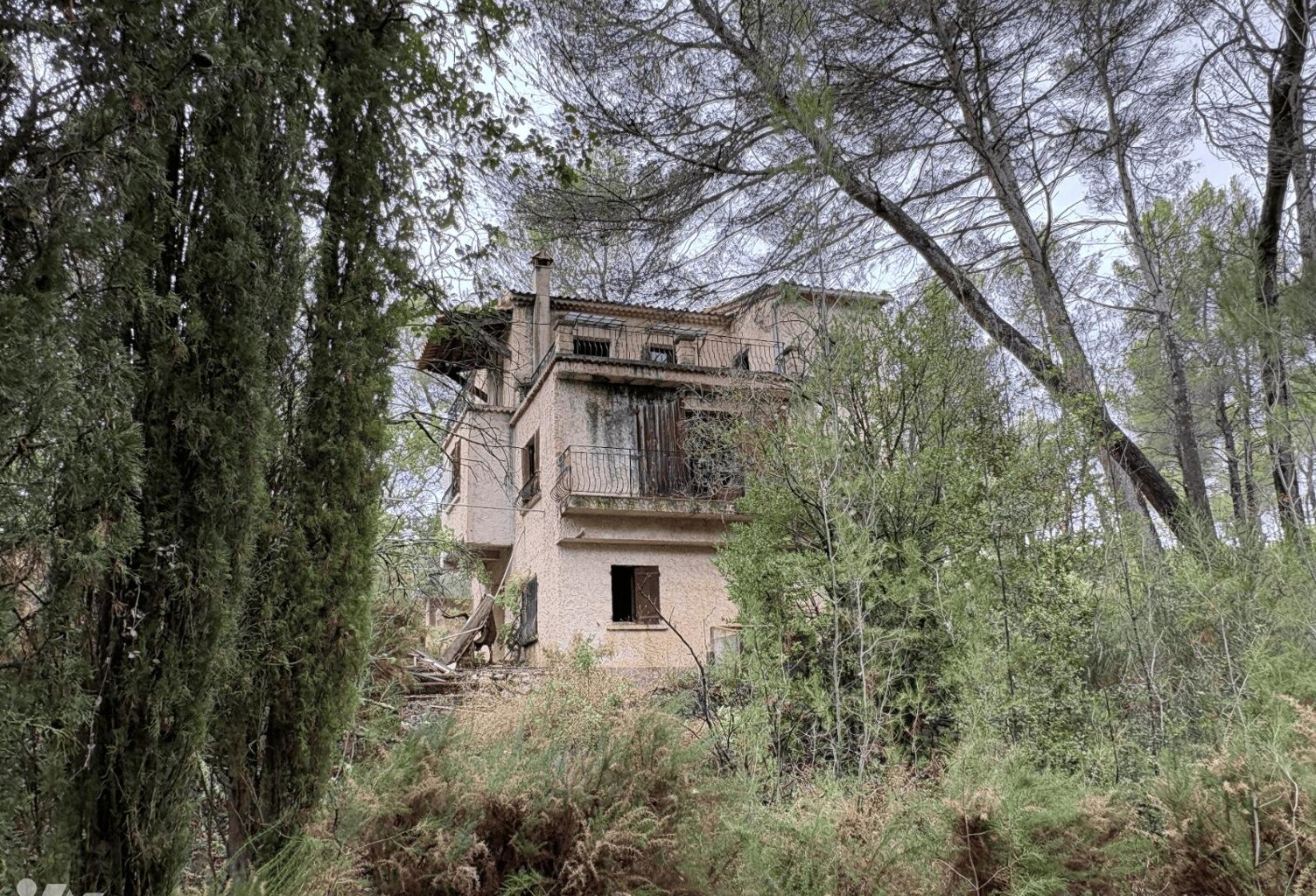 Vente maison 6 pièces 147 m² Meyrargues (13650) — photo 1