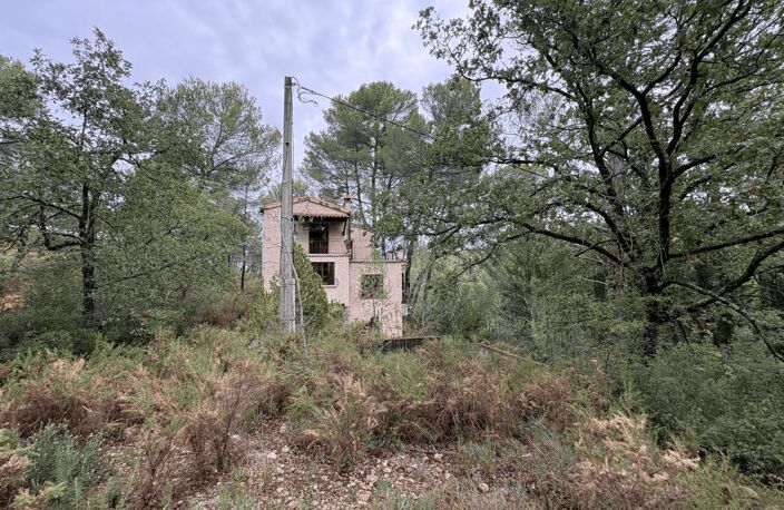 Vente maison 6 pièces 147 m² Meyrargues (13650) — photo 2