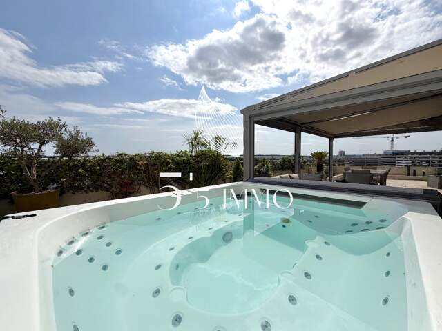 VILLA SUR TOIT - VUE PANORAMIQUE LEZ — photo du bien