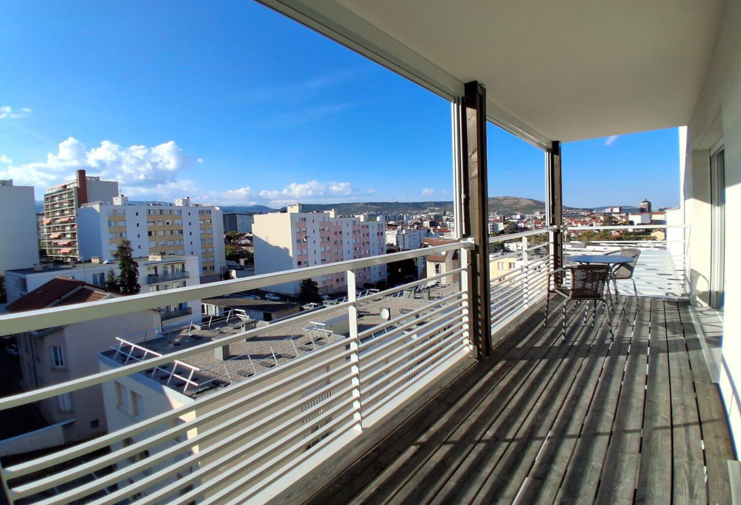Résidence neuve,  superbe T3 meublé avec terrasse et garage — photo 1