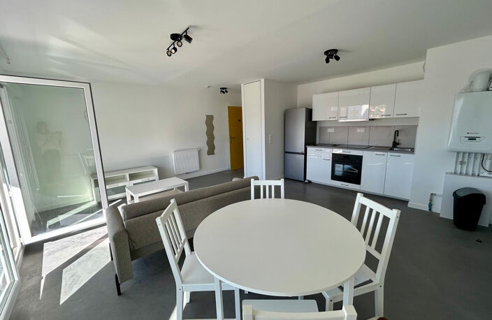 Résidence neuve,  superbe T3 meublé avec terrasse et garage — photo 2