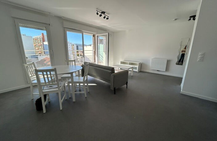 Résidence neuve,  superbe T3 meublé avec terrasse et garage — photo 3