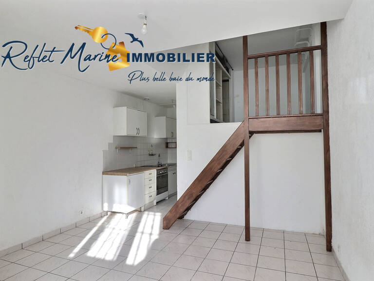 LA CIOTAT STUDIO AVEC CHAMBRE MEZZANINE — photo 1