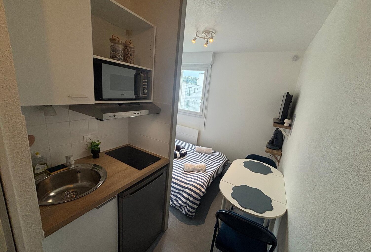 Appartement studio entre la gare et le centre-ville du Havre — photo 1