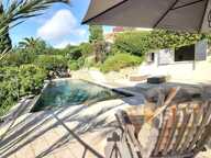 MOUGINS – VILLA AVEC VUE MER PANORAMIQUE, PISCINE ET COUCHERS DE SOLEIL SUR L'ESTÉREL — photo 2