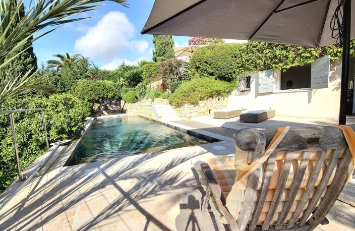 MOUGINS – VILLA AVEC VUE MER PANORAMIQUE, PISCINE ET COUCHERS DE SOLEIL SUR L'ESTÉREL — photo 2