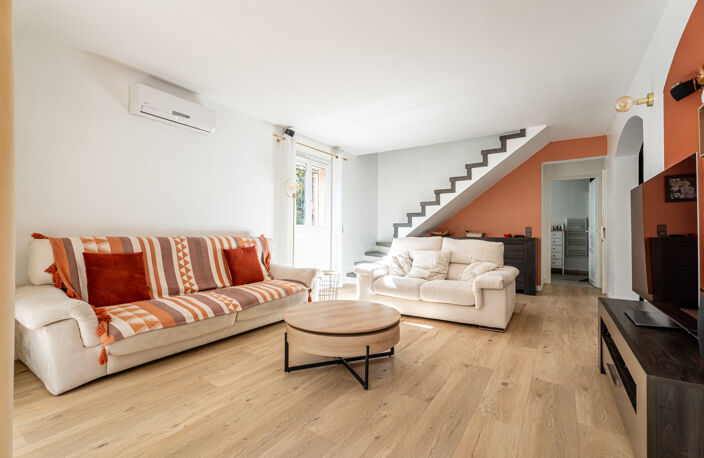 Maison familiale de 120 m2 sur terrain arboré   Éoures, Mars — photo 5