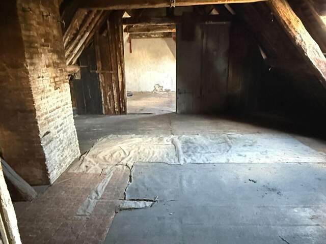 FECAMP IMMEUBLE DE RAPPORT DANS UNE MAISON BRIQUES ET SILEX AVEC JARDIN ET DEPENDANCES — photo du bien