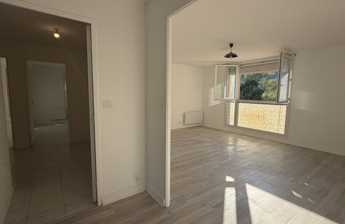 3 pieces avec balcon - LA CONDAMINE — photo 3