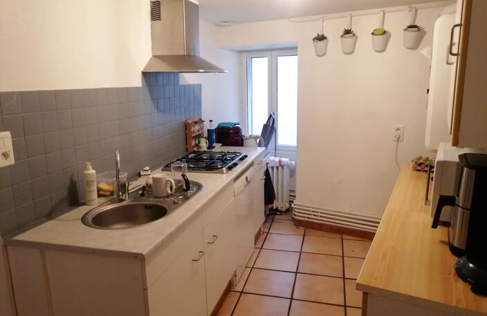 MAISON SANS TRAVAUX AVEC COUR A JUMEAUX — photo 4