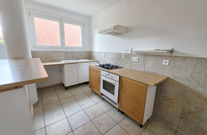  Appartement T3 avec parking — photo 2
