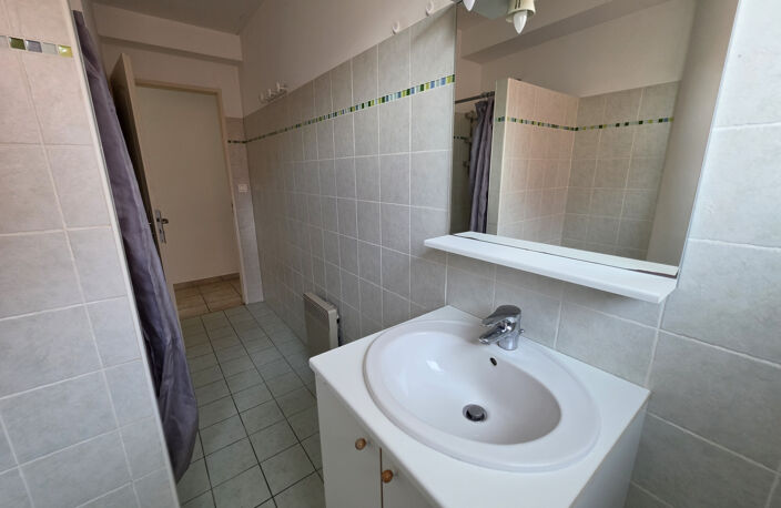  Appartement T3 avec parking — photo 4