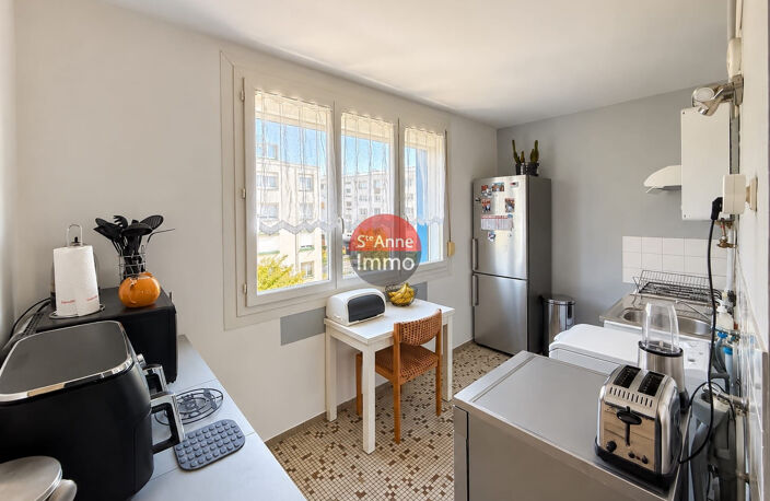 AMIENS - 60m2 - APPARTEMENT - T3 - 2 CHAMBRES — photo 3