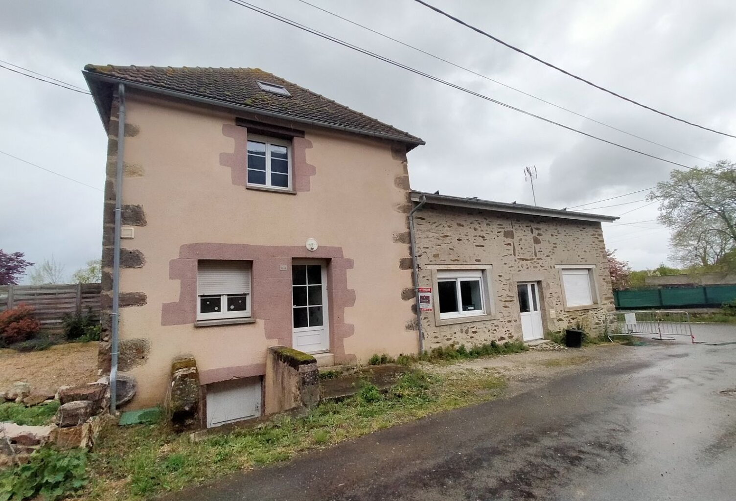 Maison de village ref.72118 deux maisons — photo 1