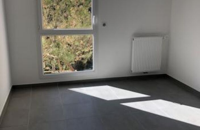 2 Pièces — photo 2