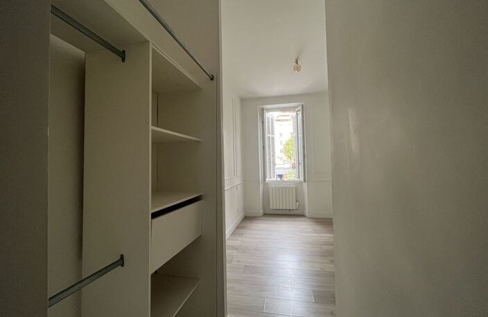 2 Pièces rénové — photo 5