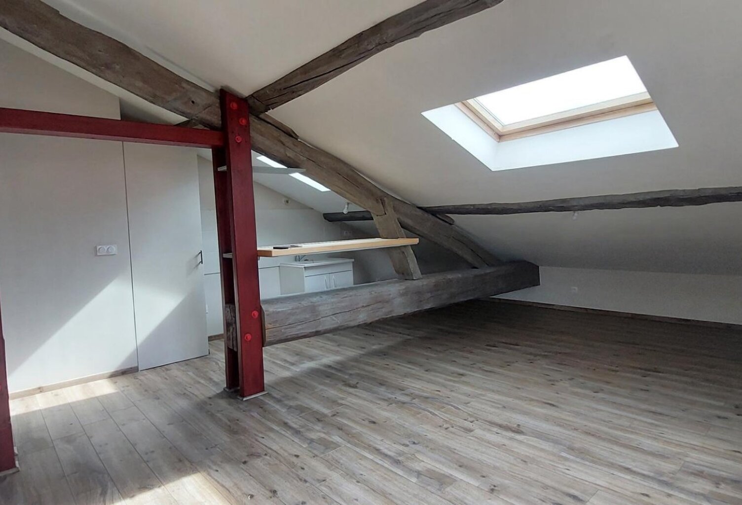 Location appartement 2 pièces 31 m² à Montmerle-sur-Saône (01090) — photo 1