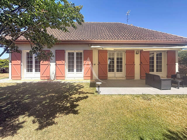 Pau maison plain pied  3 chambres et garage — photo du bien