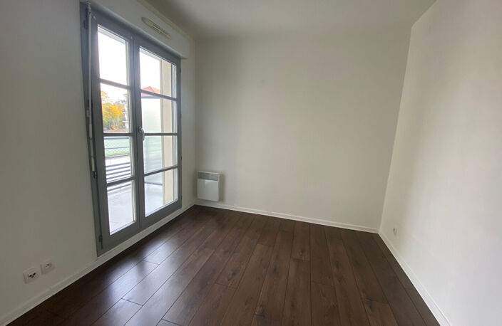 Appartement Arpajon - 2 pièce(s) - 45,85 m2 — photo 3
