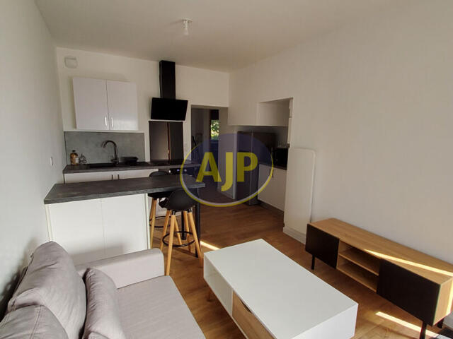 Appartement  MEUBLE  2 pièces  33.56 m2