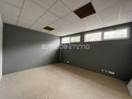 BUREAUX - POLE ENTREPRISE - ACCES POIDS LOURDS - PARKING - LE HOULME - 86 m² — photo 4