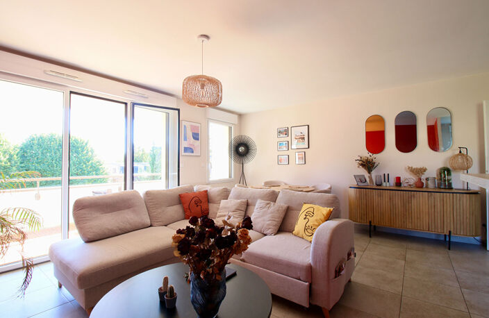 Appartement récent 78m2 avec vue, stationnement et balcon ! — photo 2