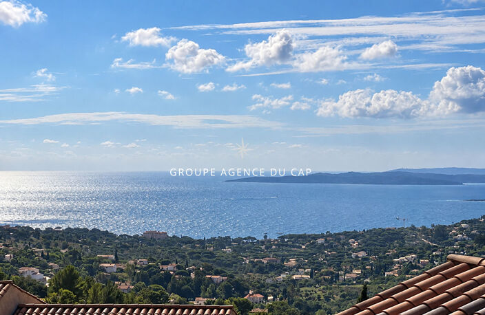 A VENDRE APPARTEMENT DE 36M2 VUE MER  DANS UNE RÉSIDENCE SÉCURISÉE AVEC PISCINE ET TENNIS AUX ISSAMBRES — photo 2