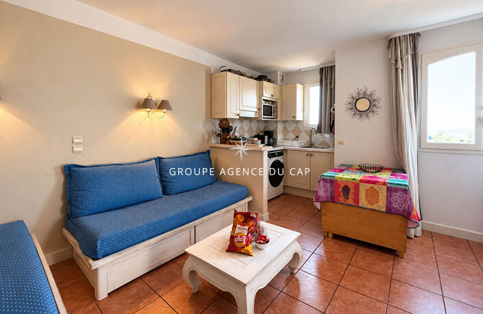 A VENDRE APPARTEMENT DE 36M2 VUE MER  DANS UNE RÉSIDENCE SÉCURISÉE AVEC PISCINE ET TENNIS AUX ISSAMBRES — photo 4