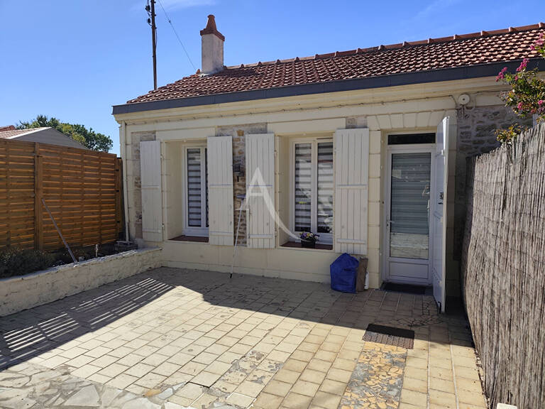 EXCLUSIVITE - Maison Rochefort 2 pièces - proche des commerces. — photo 1