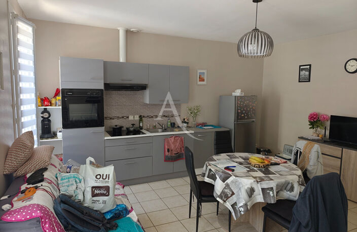 EXCLUSIVITE - Maison Rochefort 2 pièces - proche des commerces. — photo 2
