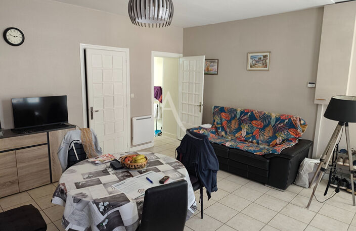 EXCLUSIVITE - Maison Rochefort 2 pièces - proche des commerces. — photo 3