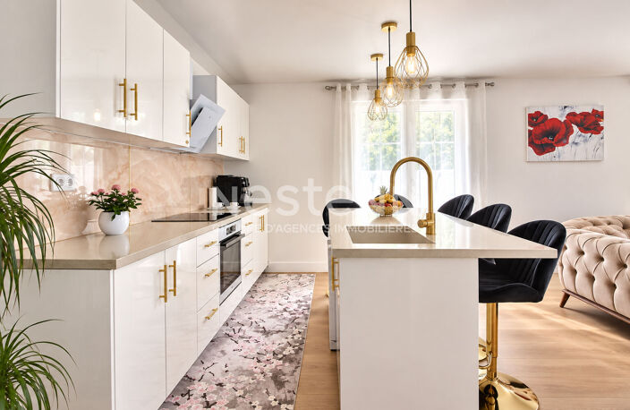 Maison familiale rénovée avec piscine, 137 m², 4 chambres, Les Pennes-Mirabeau — photo 5