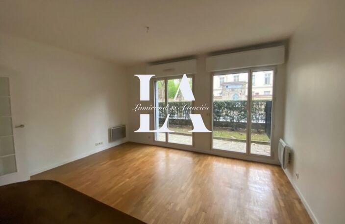 Appartement 2 p à CLICHY — photo 2