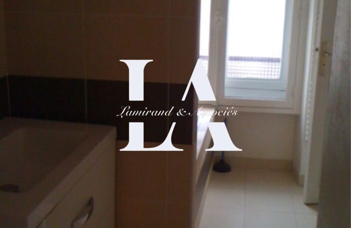Appartement 3 p à PARIS 10ème — photo 4