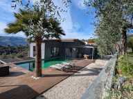 Villa — photo 2
