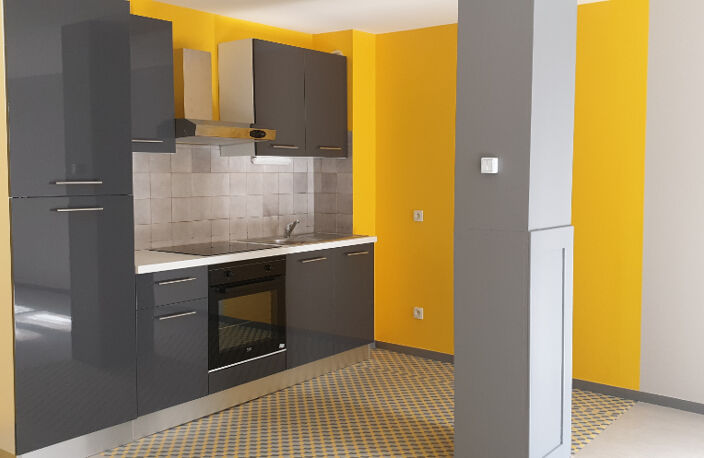 LIMOGES T3 DE 75 m² PROCHE DENIS DUSSOUBS — photo 2