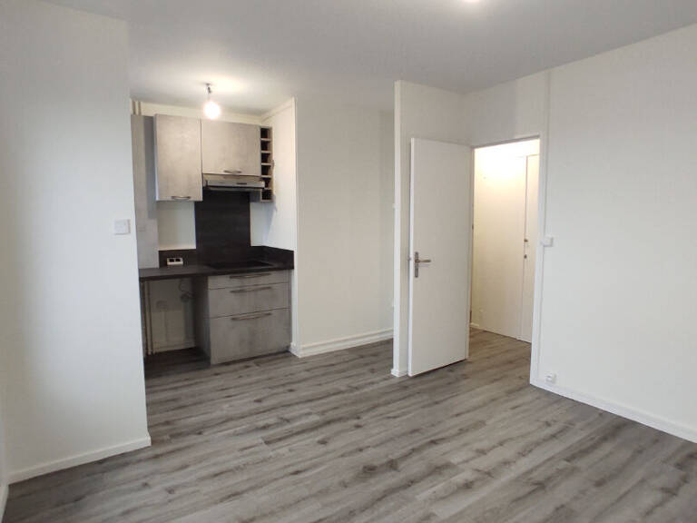 AGREABLE ET LUMINEUX T2 DE 40 M2 - LIMOGES — photo 1